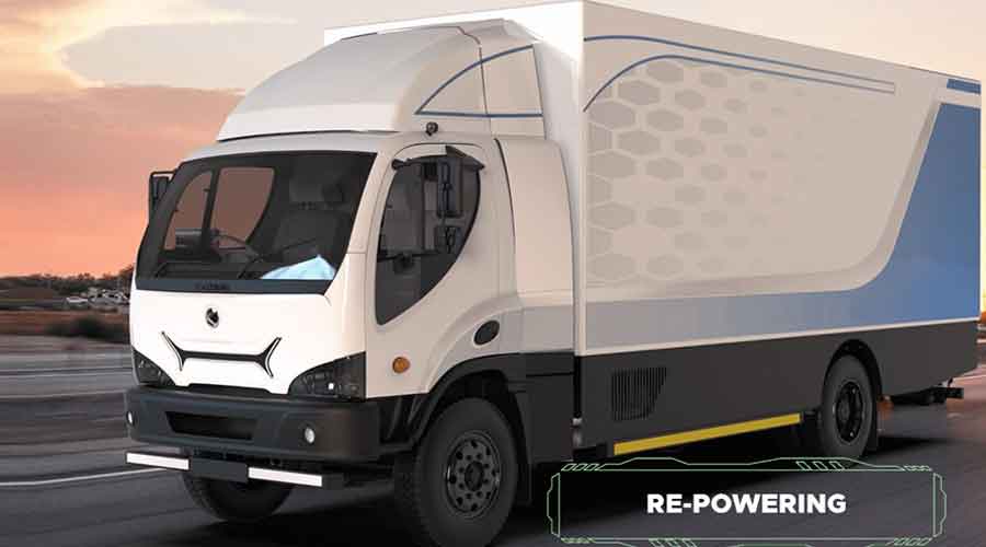 Amazingly Fresh Fruit And Herb Drinks For Summer